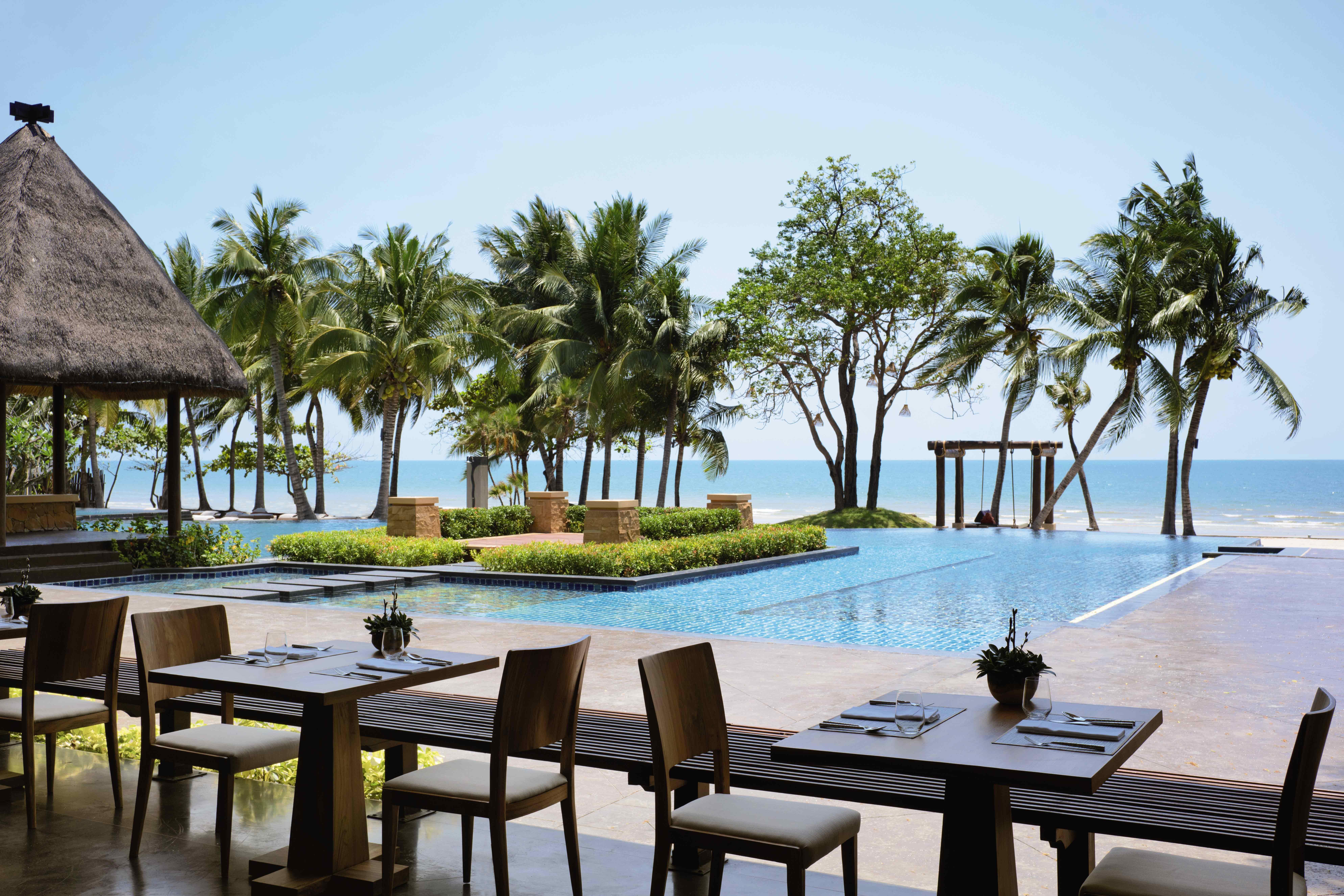 Moevenpick Asara Resort & Spa HHQ Exterior foto