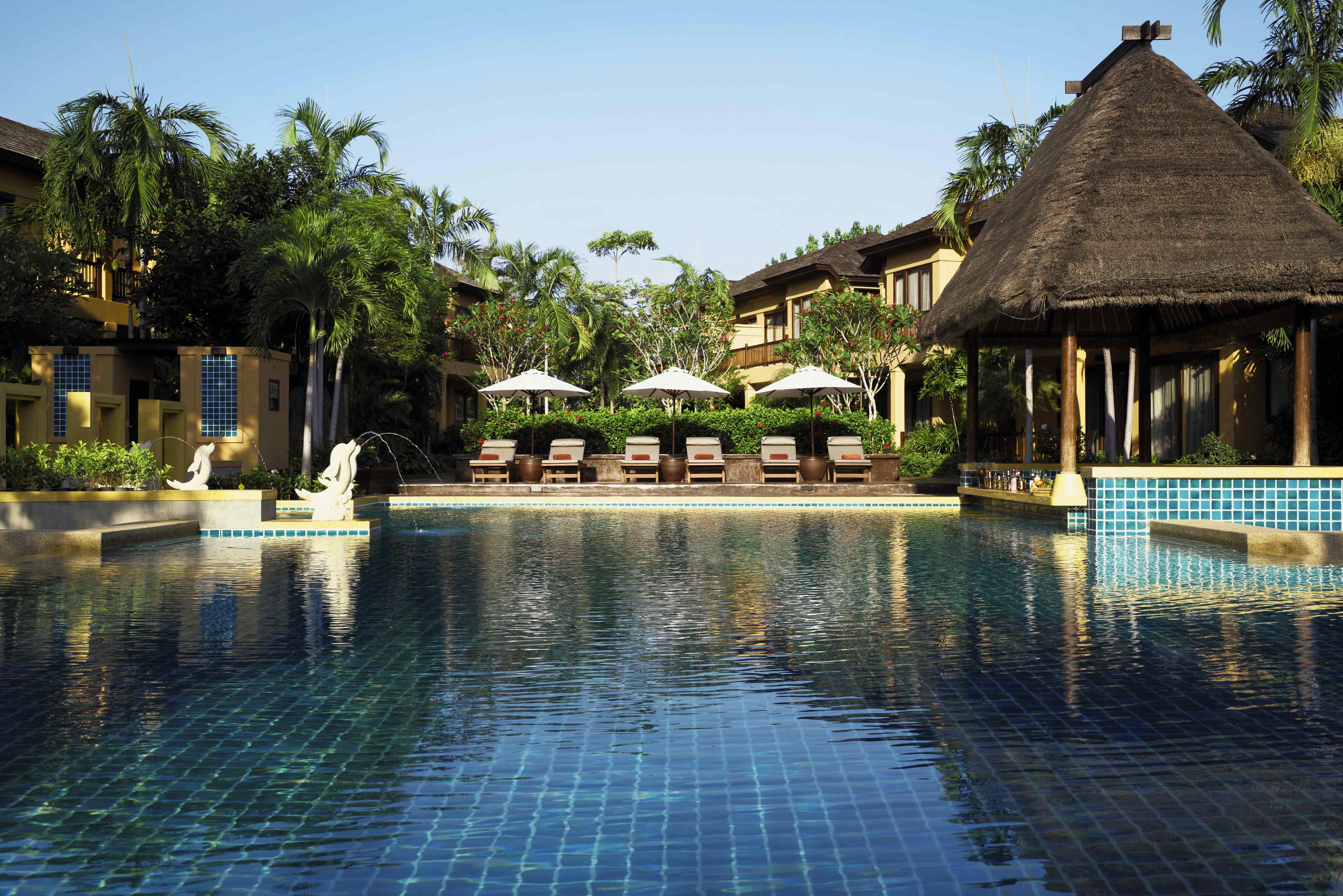 Moevenpick Asara Resort & Spa HHQ Exterior foto