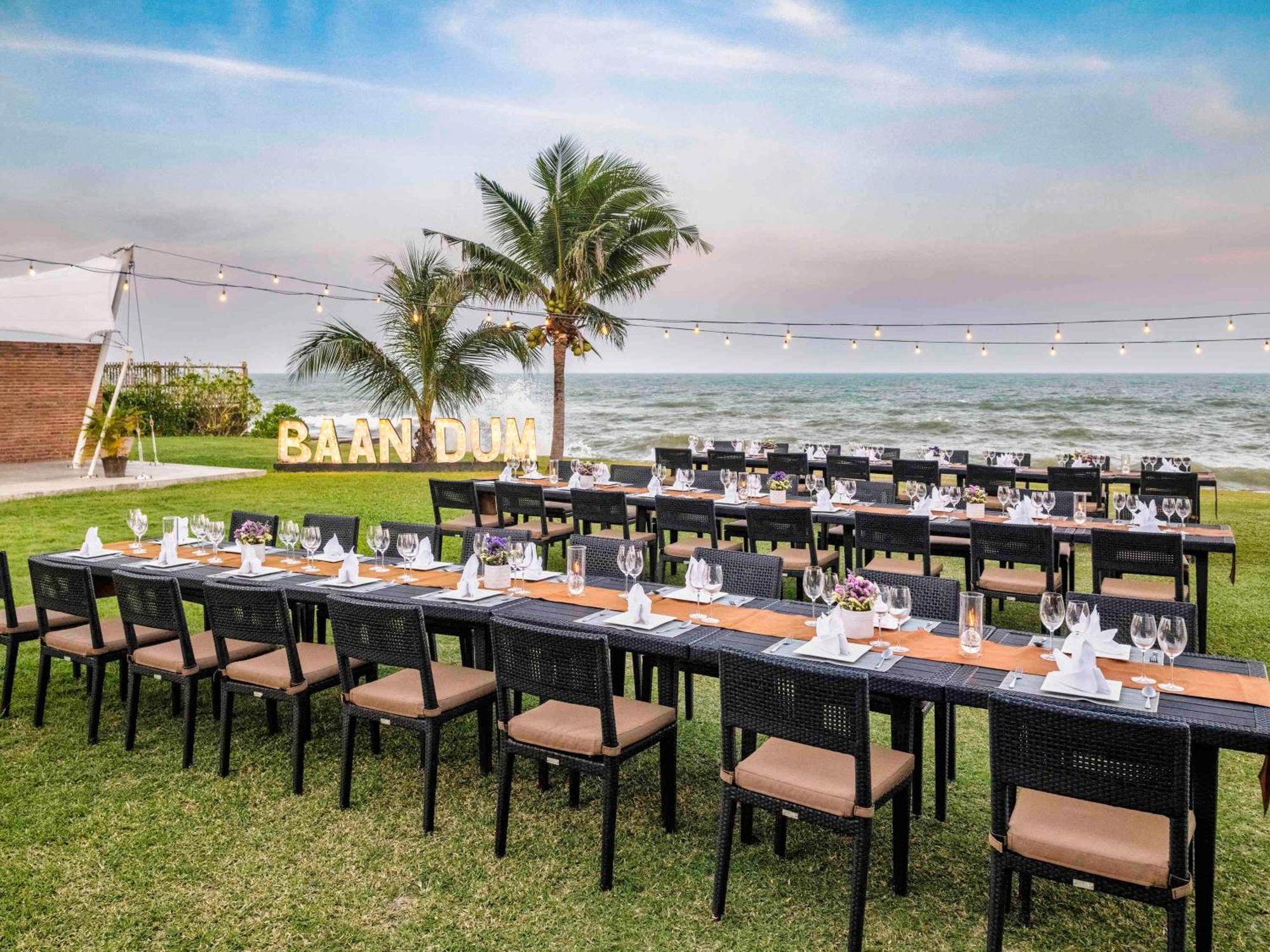 Moevenpick Asara Resort & Spa HHQ Exterior foto